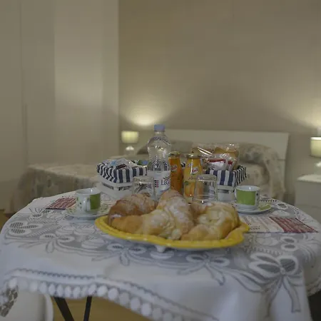 ベッド・アンド・ブレックファスト A Casa Della Nonna 3*