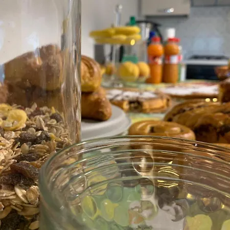 ベッド・アンド・ブレックファスト A Casa Della Nonna パエストゥム